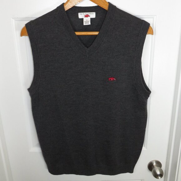 Arkansas Razorbacks Extra Fine Merino Wool V-Neck Pullover Vest Medium Pullover - Picture 1 of 4